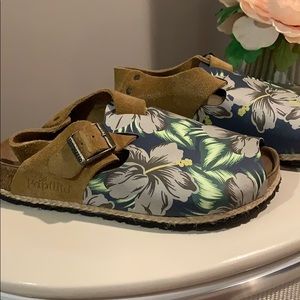 Papillio Birkenstock’s sz 36 sandals palms